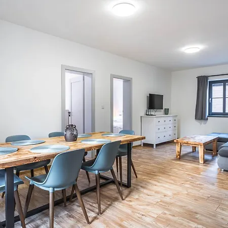 Quattro Apartment